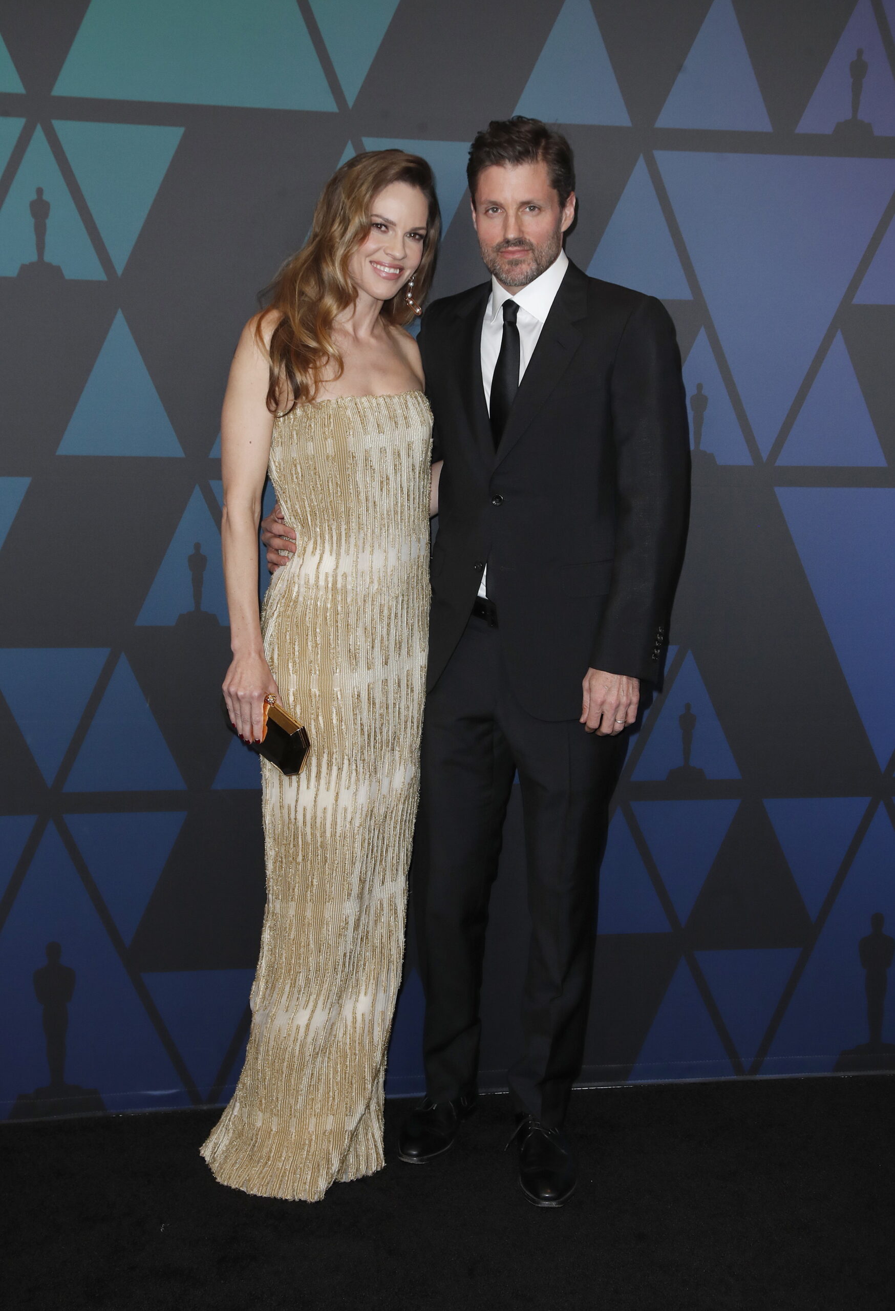 Έγκυος με δίδυμα η Hilary Swank στα 48 της- «Είναι μεγάλη ευλογία»