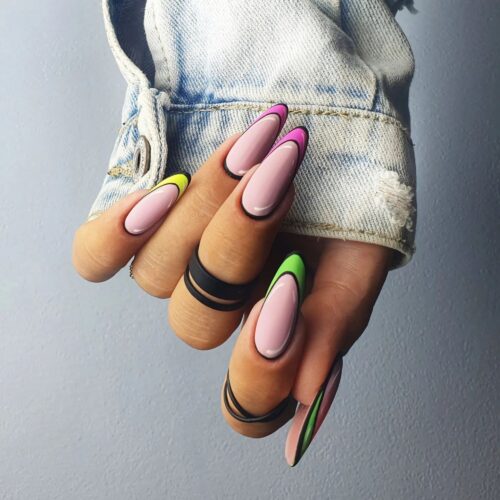 Cartoon Nails: Το νέο beauty trend που μοιάζει να ξεπήδησε από κόμικς