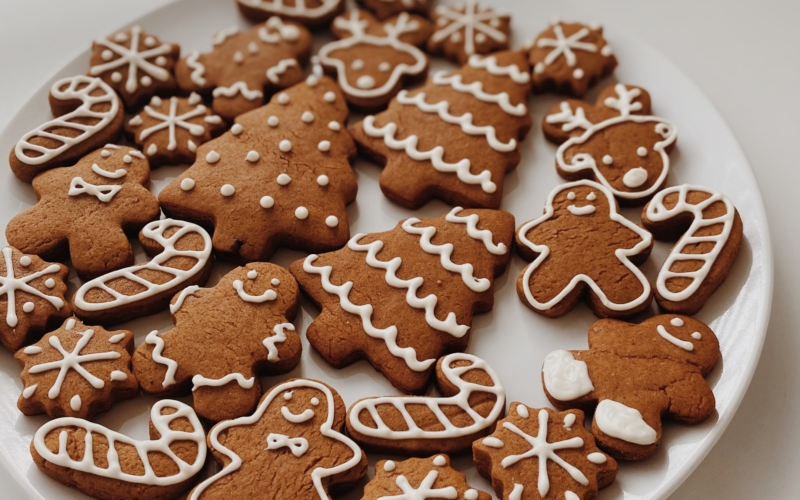Μπορείς κι εσύ να φτιάξεις τα τραγανά κλασσικά Gingerbread μπισκότα με την απόλυτη συνταγή