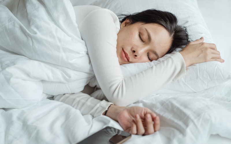 Ο πιο υγιεινός ύπνος είναι πριν από τα μεσάνυχτα (μετά γίνεται ανθυγιεινός)