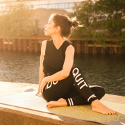 Οι καλύτερες ασκήσεις yoga για stretch αν κάνεις καθιστή εργασία