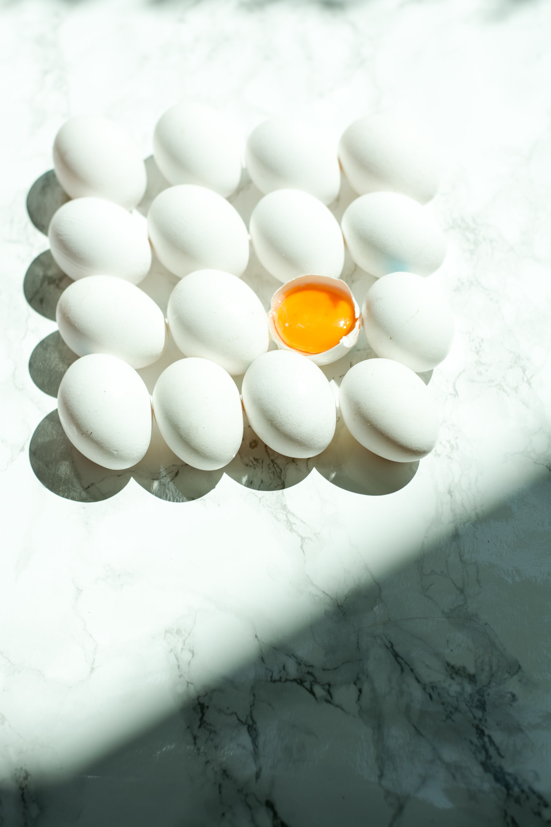 Βραστά αυγά όχι μόνο στο τοστ- 8 τρόποι για να τα εντάξεις στα πιο νόστιμα σνακ