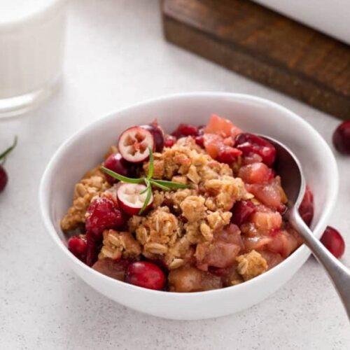 Cranberry apple crisp: Το ιδανικό γλυκό που «μυρίζει» Χριστούγεννα