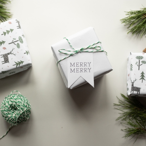 Οι πιο ευρηματικές ευχές που μπορούν να συνοδεύουν τις ευχετήριες Χριστουγεννιάτικες κάρτες σου