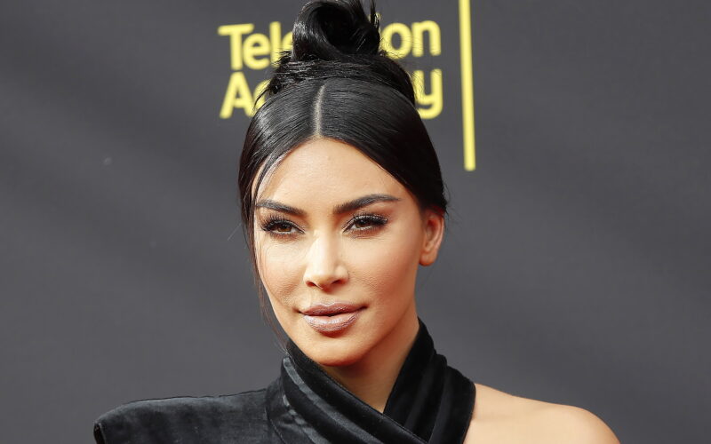 Το video της Kim Kardashian προκάλεσε αντιδράσεις- Την κατηγορούν ότι τα σκυλιά της ζουν σε γκαράζ