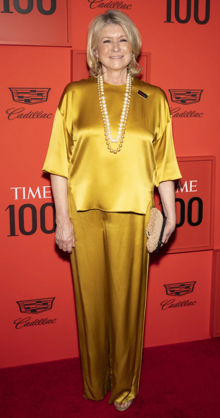 Αξιοποίησε τις εορταστικές κάρτες σου όπως η Martha Stewart και κάντες μέρος του decor σου