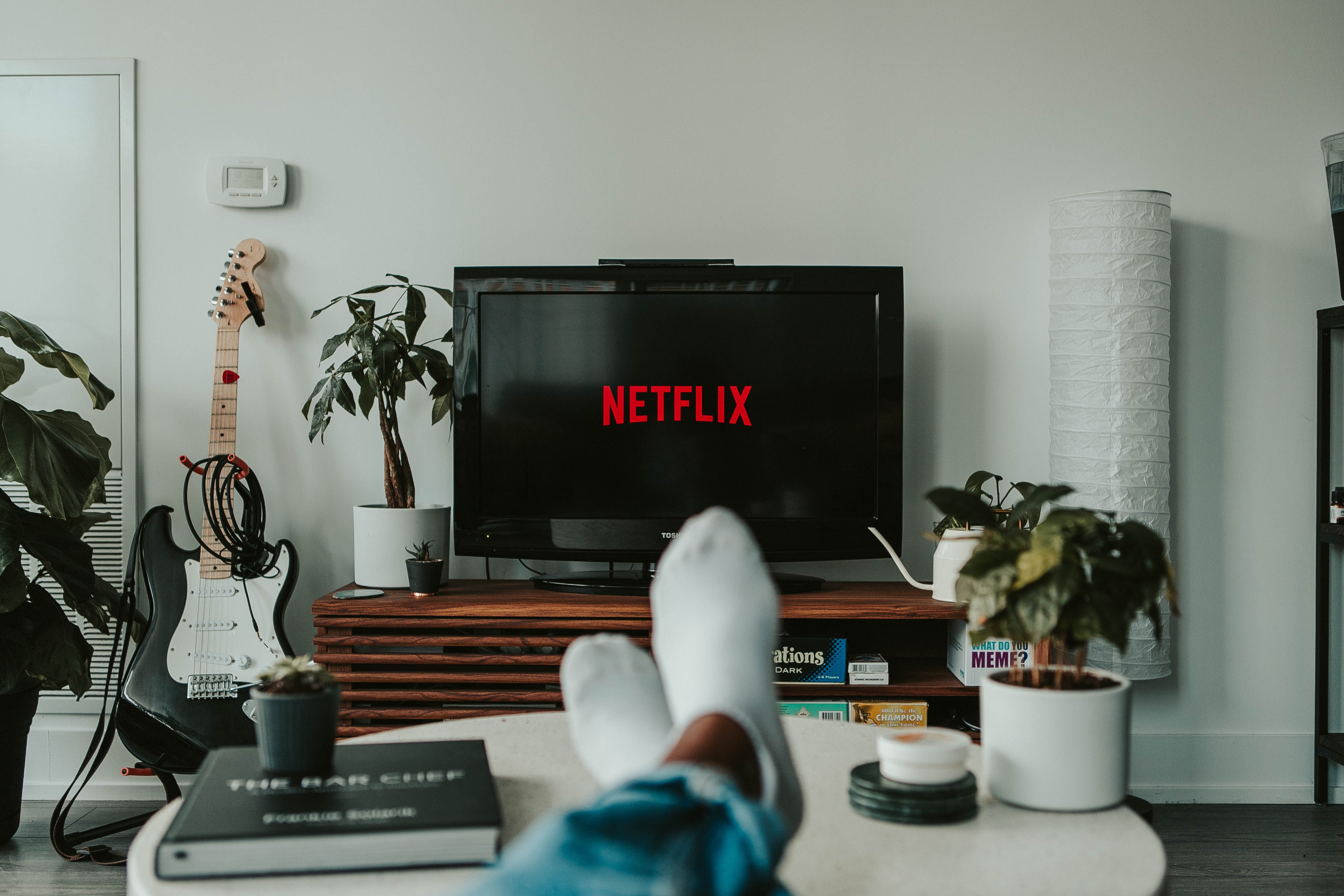 Οι καλύτερες σειρές του Netflix για binge-watch λίγο πριν αλλάξει ο χρόνος