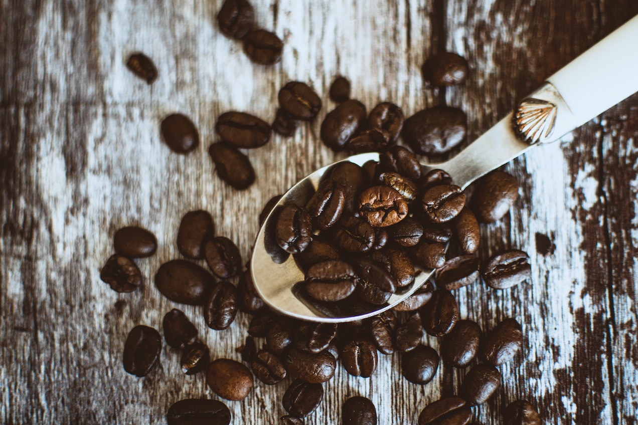 Καφές: Ο απόλυτος σύμμαχος για την ομορφιά σου- Συνταγές με το κατακάθι για ένα λαμπερό δέρμα