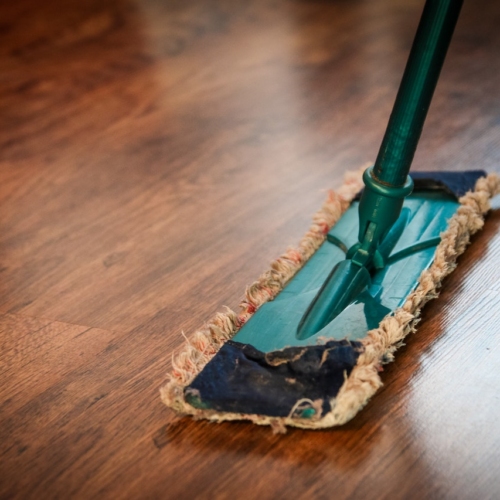 Οι καλύτερες συμβουλές για να καθαρίζεις το σπίτι που θα ευχόσουν να ήξερες νωρίτερα