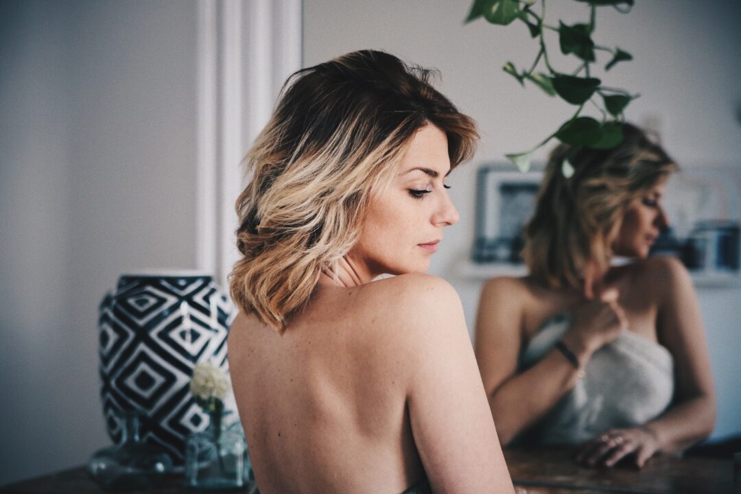 7 beauty must-have items που οι Γαλλίδες έχουν πάντα στην τσάντα τους