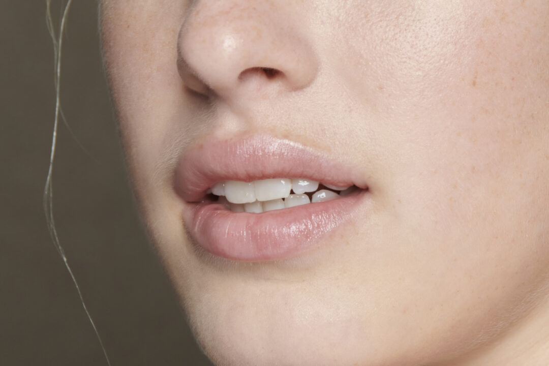 Κραγιόν Vs lip gloss VS lip tint Ανακάλυψε τις διαφορές και ποιο είναι