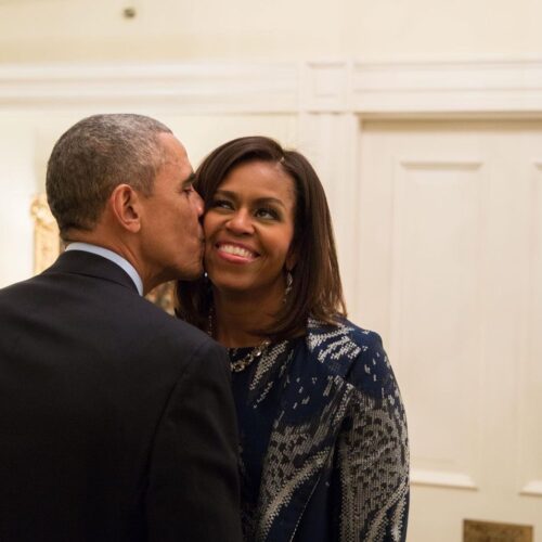 Η Michelle Obama αποκαλύπτει τις δυσκολίες στο γάμο της: «Επί 10 χρόνια δεν άντεχα τον Barack»