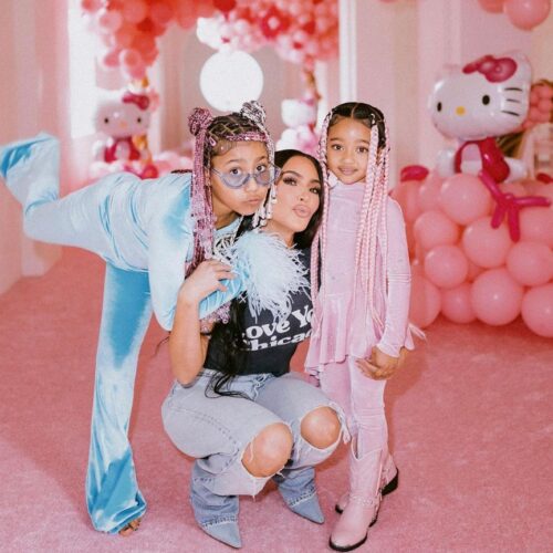 Kim Kardashian και Mariah Carey μαζί με τις κόρες τους κατακτούν την κορυφή του TikTok
