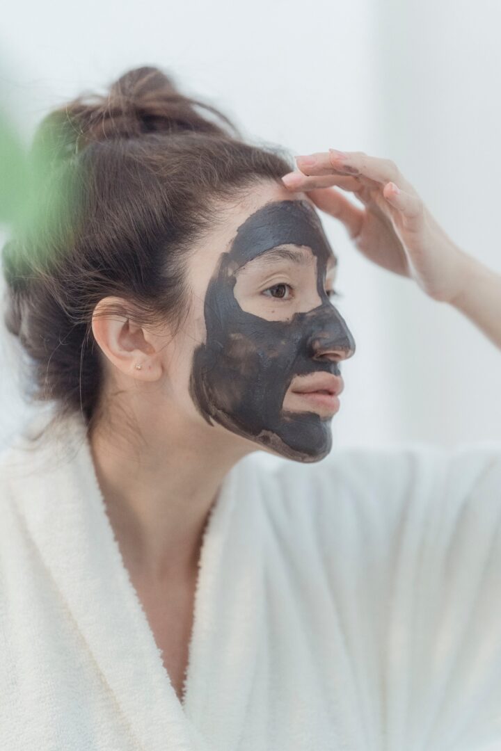 Οι μάσκες νυκτός προσώπου είναι η λύση για ένα πλήρως ενυδατωμένο δέρμα σύμφωνα με τους ειδικούς