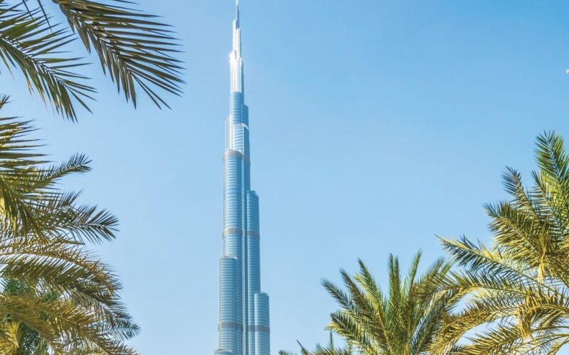 Πώς είναι να πέφτεις από το ψηλότερο κτήριο του κόσμου; Αυτό το video σου λύνει την απορία