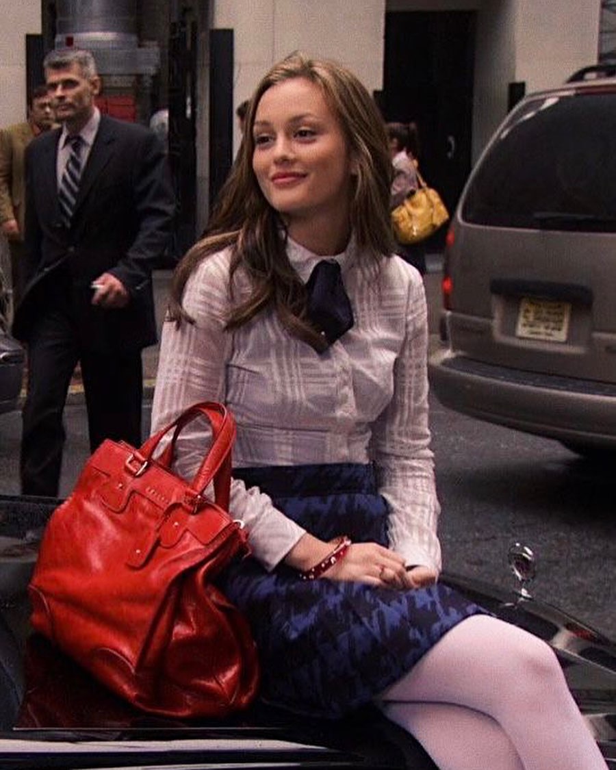 Τα Preppy Accessories που θαυμάσαμε στο Gossip Girl, πρωταγωνιστούν το 2023