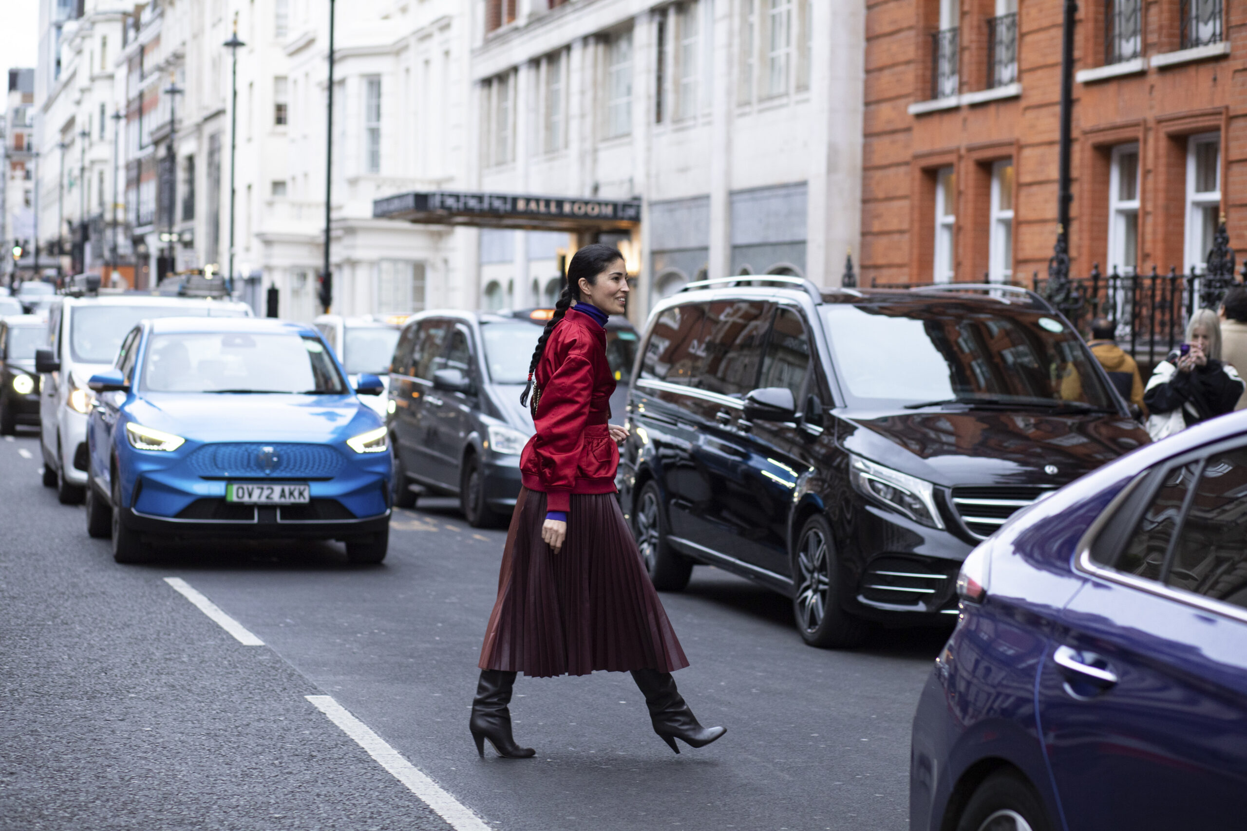Πώς να φορέσεις τις midi και maxi φούστες σου μέσα στον Μάρτη-γδάρτη