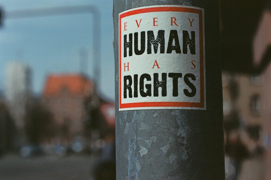 ανθρώπινα δικαιώματα