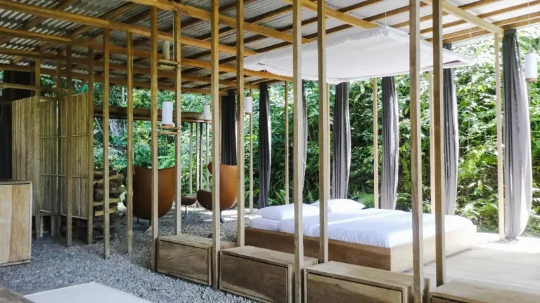 οικολογικό σπίτι στη Ζούγκλα