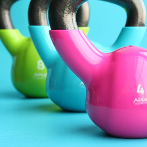 ασκήσεις για ώμους με kettlebell