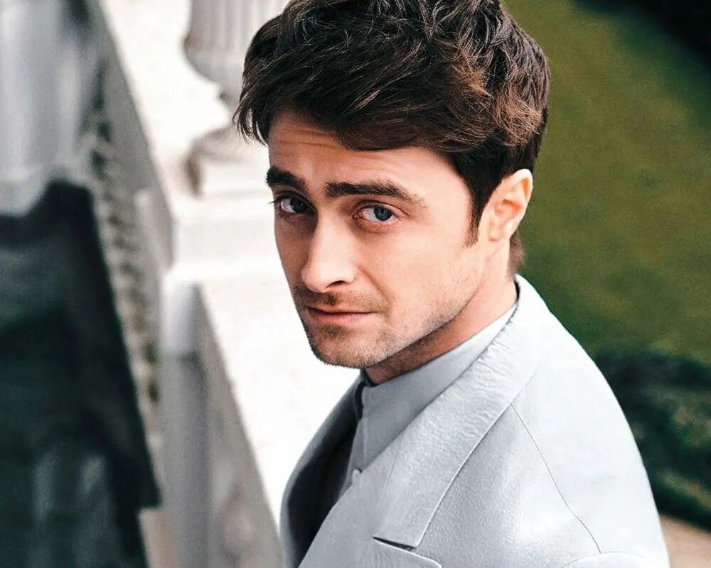 Ο «Harry Potter» Daniel Radcliffe έγινε μπαμπάς και έκανε την πρώτη βόλτα με το μωρό του
