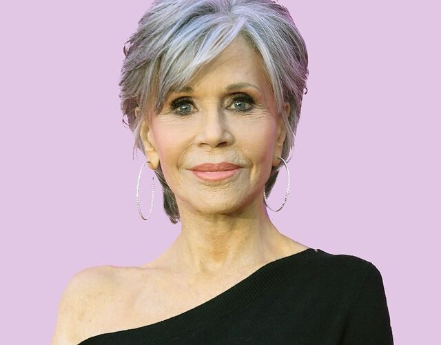 Τα απλά μυστικά ομορφιάς της Jane Fonda που την έχουν κρατήσει λαμπερή μέχρι τα 85 της