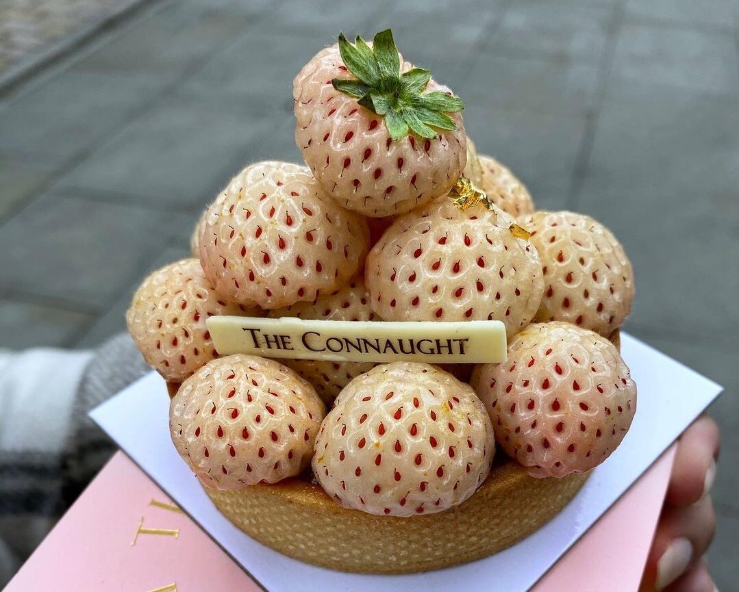 Pineberries: Είναι οι λευκές φράουλες που στην πραγματικότητα έχουν γεύση ανανά!