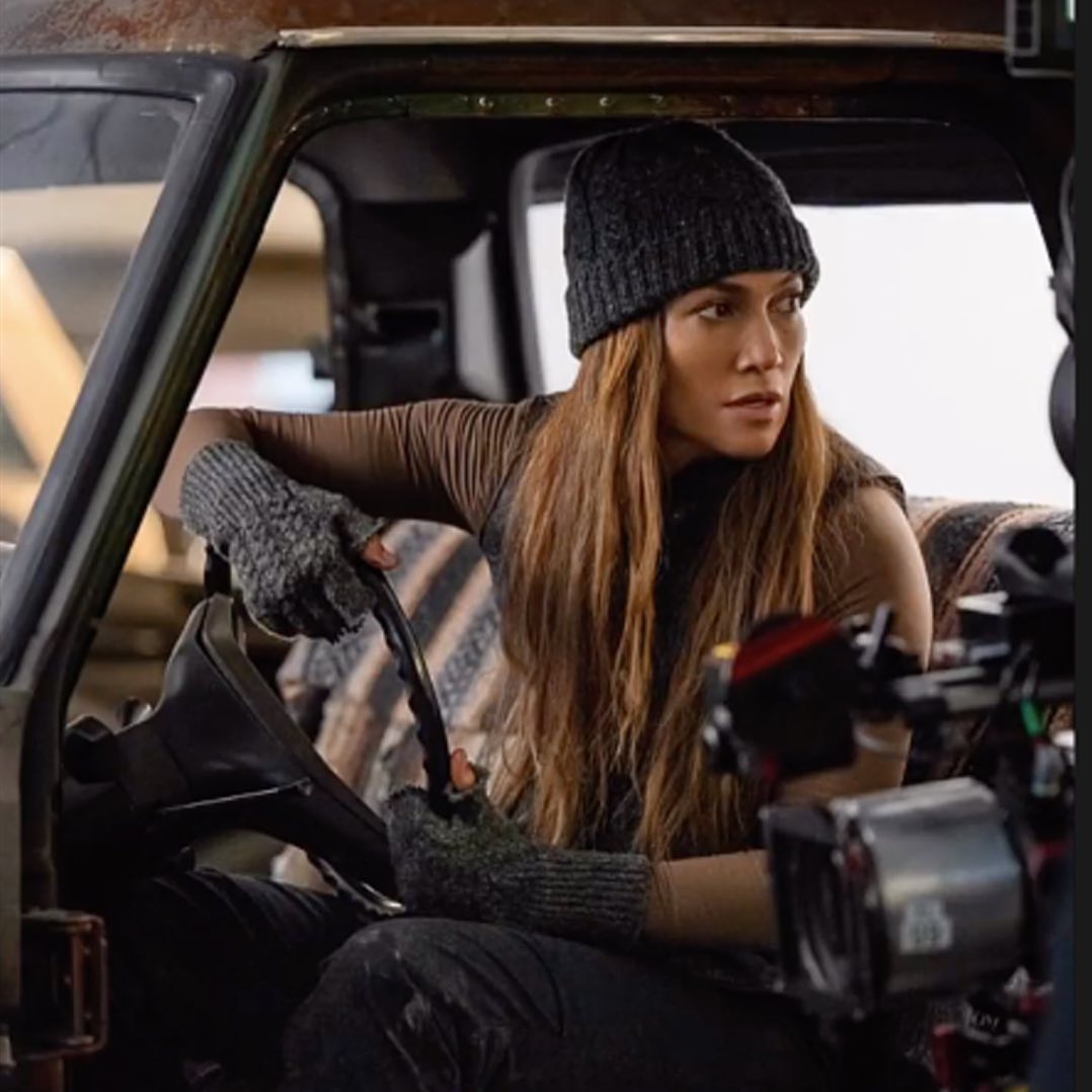 JLO THE MOTHER