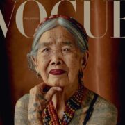 Μια 106χρονή tatoo artist στο εξώφυλλο της Vogue αντιπροσωπεύοντας τη γενναιότητα και την ομορφιά