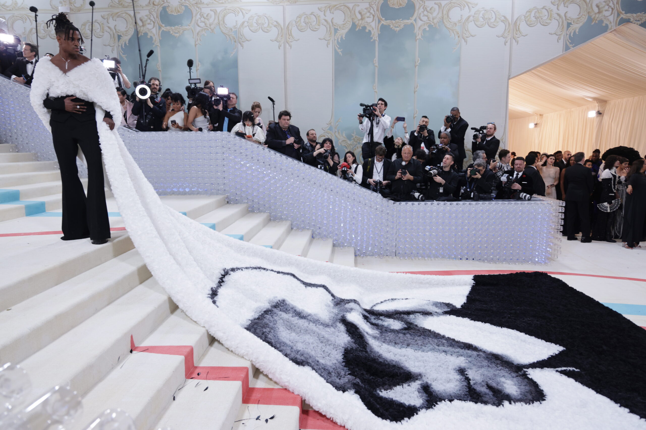 «Sleeping Beauties: Reawakening Fashion»: Το νέο ονειρικό θέμα του Met Gala 2024