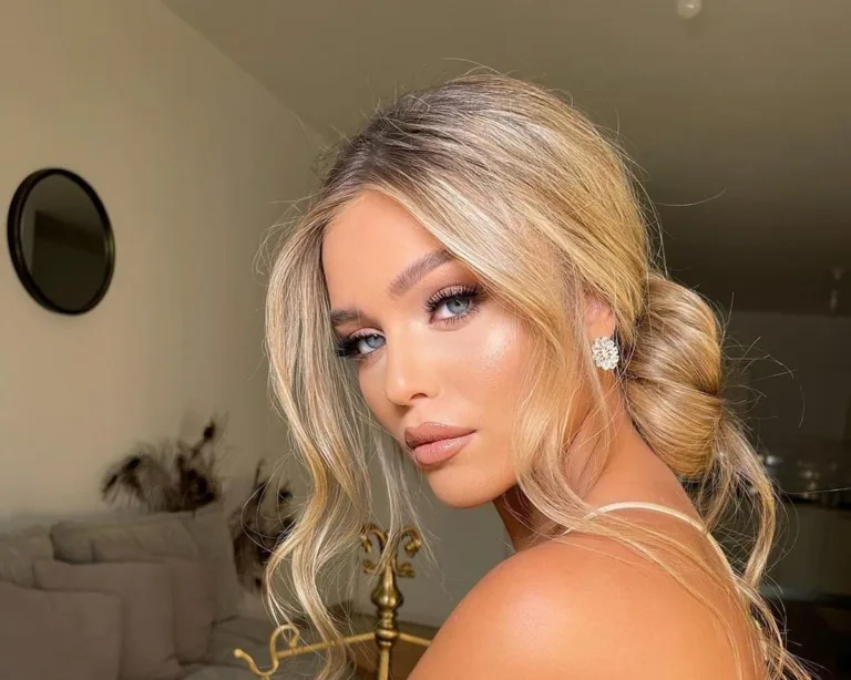 4 updated καλοκαιρινά haircuts που θα ανανεώσουν την εμφάνιση των μαλλιών σου