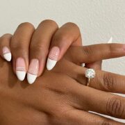 Bridal nails: 5 εκπληκτικές προτάσεις για μοντέρνα νυφικά μανικιούρ