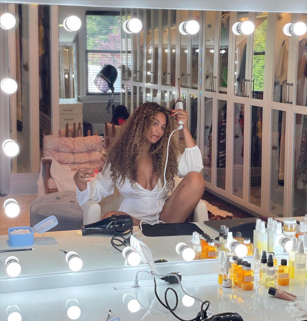 Η Beyoncé ανακοίνωσε το πολυαναμενόμενο beauty brand της με τον πιο secret τρόπο