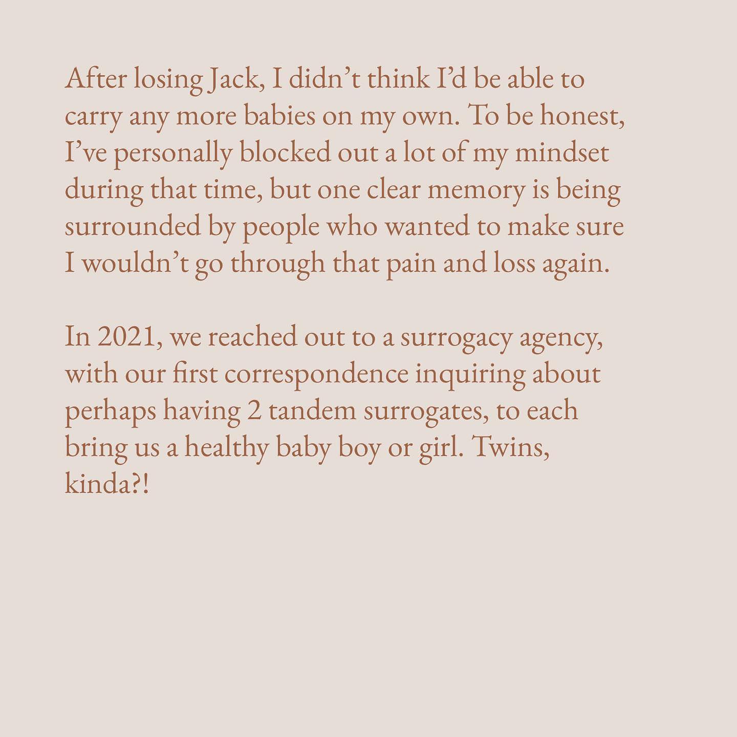 Η Chrissy Teigen και ο John Legend καλωσόρισαν το 4ο παιδί τους μέσω παρένθετης μητέρας