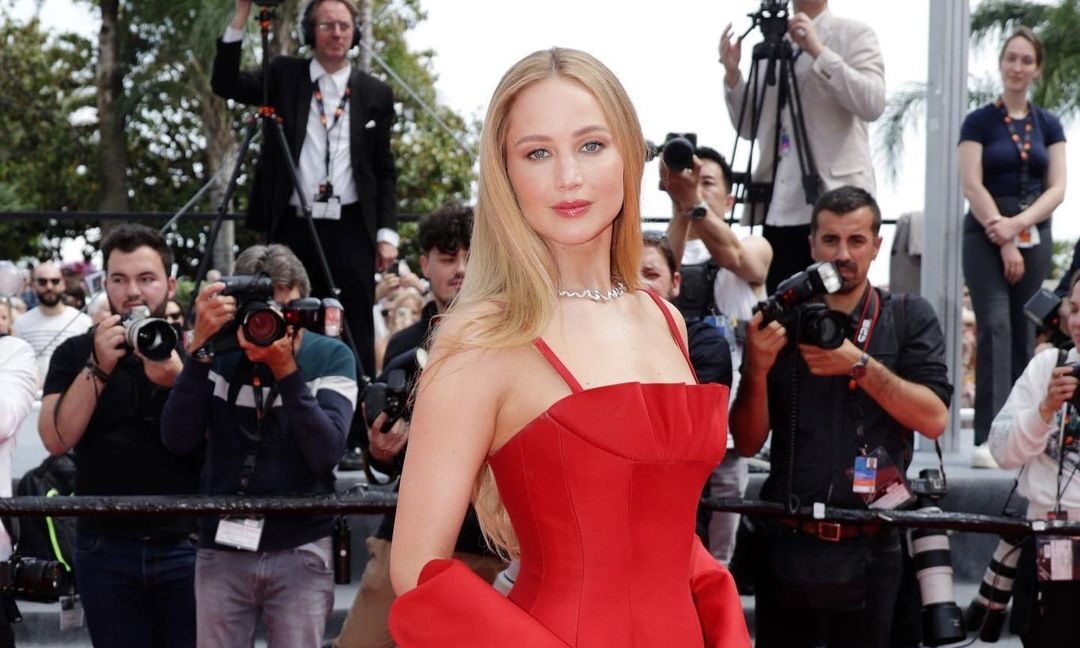 Αντέγραψε το cool «rich mom» στυλ της Jennifer Lawrence ακόμη κι αν πας για τα ψώνια της ημέρας