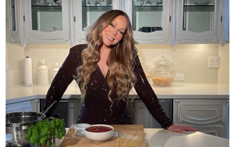 Τώρα μπορείς να μείνεις στην έπαυλη της Mariah Carey στο L.A με τα 10 δωμάτια και την πισίνα