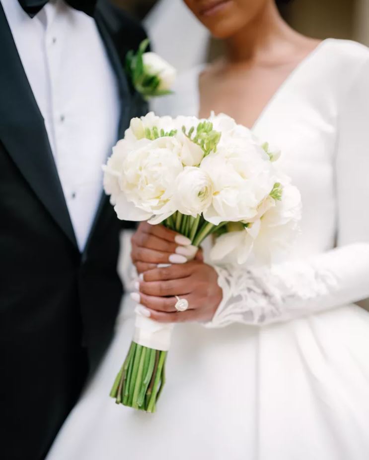 Οι κορυφαίες τάσεις της νυφικής ανθοδέσμης για τους καλοκαιρινούς γάμους του 2023