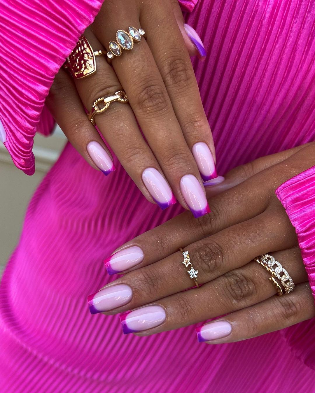 Colorblocking French Nails: Το trend που φέρνει τις πιο ζωηρές αποχρώσεις στο καλοκαιρινό σου μανικιούρ