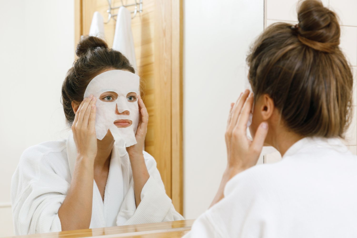 7 υφασμάτινες μάσκες που ενυδατώνουν και αναζωογονούν την επιδερμίδα του προσώπου σου στον καύσωνα