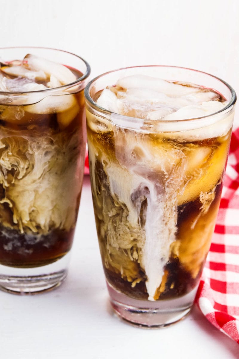 Δοκίμασε το δημοφιλές Dirty Diet Coke το απόλυτα καλοκαιρινό mocktail
