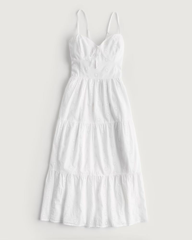 Δημιούργησε το τέλειο total white στυλ με 4 φορέματα που θα φορέσεις στην πόλη αλλά και στη θάλασσα