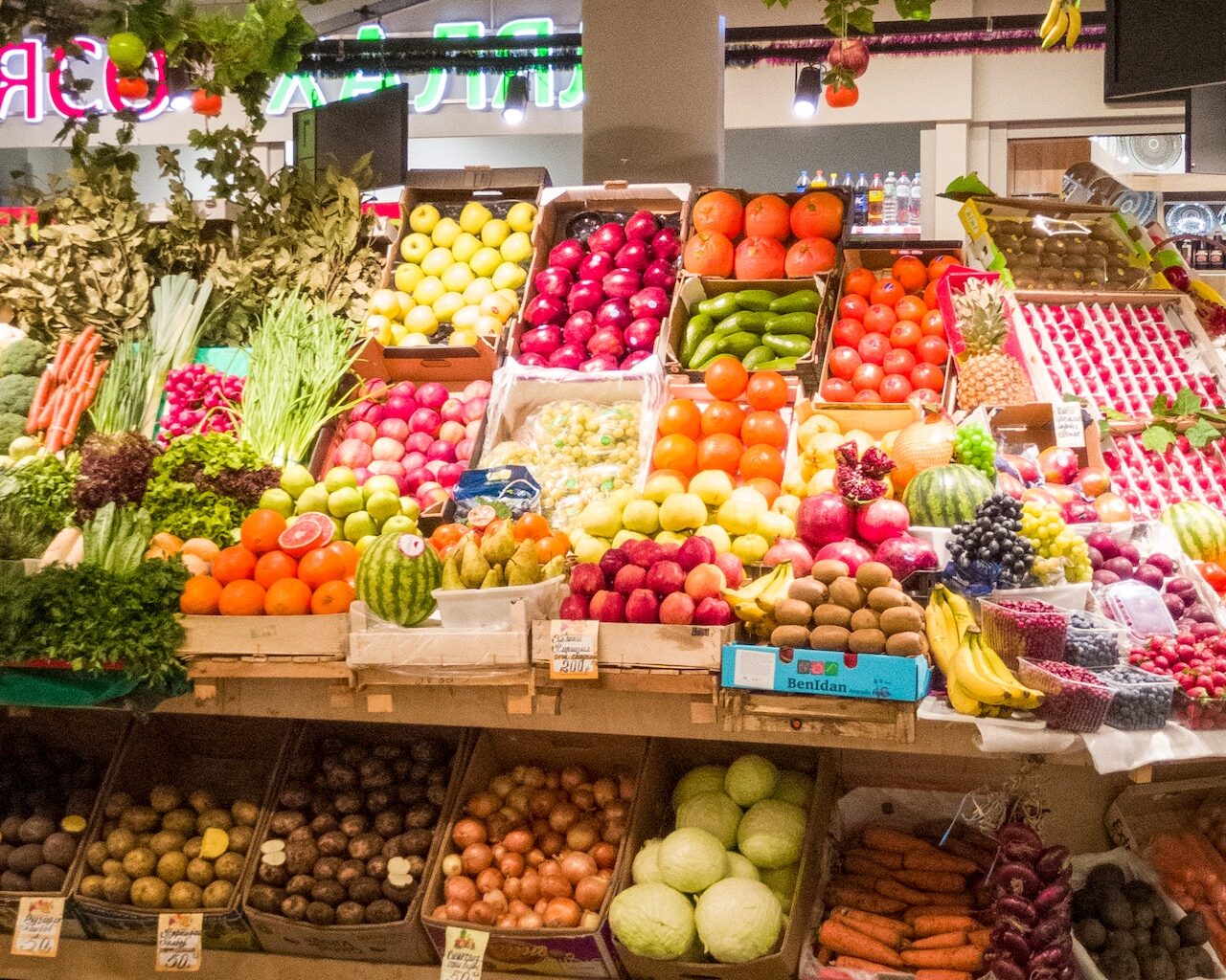 Το λεμόνι και άλλα 6 φρούτα αποτελούν τις πιο υγιεινές τροφές για να συμπεριλάβεις στη διατροφή σου 4 Τα 7 πιο γευστικά φρούτα και λαχανικά του Αυγούστου