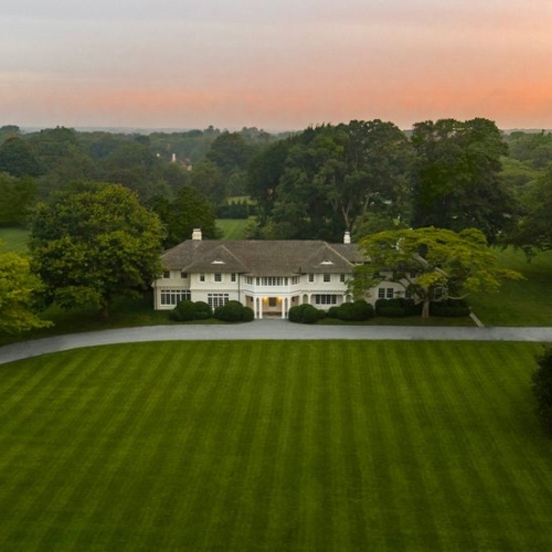 Το σπίτι της Jackie Kennedy στα Hamptons έχει έναν νέο ιδιοκτήτη, τον Tom Ford