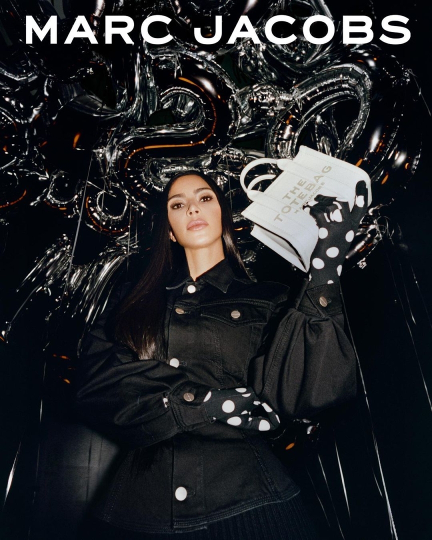 Η Kim Kardashian είναι το πρόσωπο της νέας καμπάνιας του Marc Jacobs