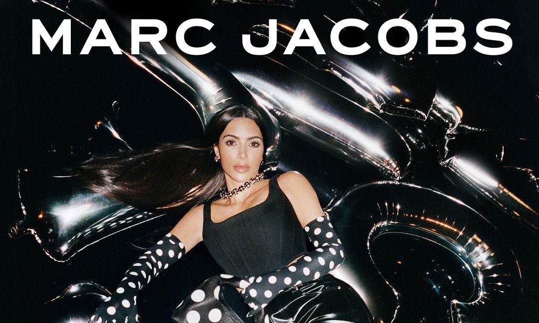 Η Kim Kardashian είναι το πρόσωπο της νέας καμπάνιας του Marc Jacobs
