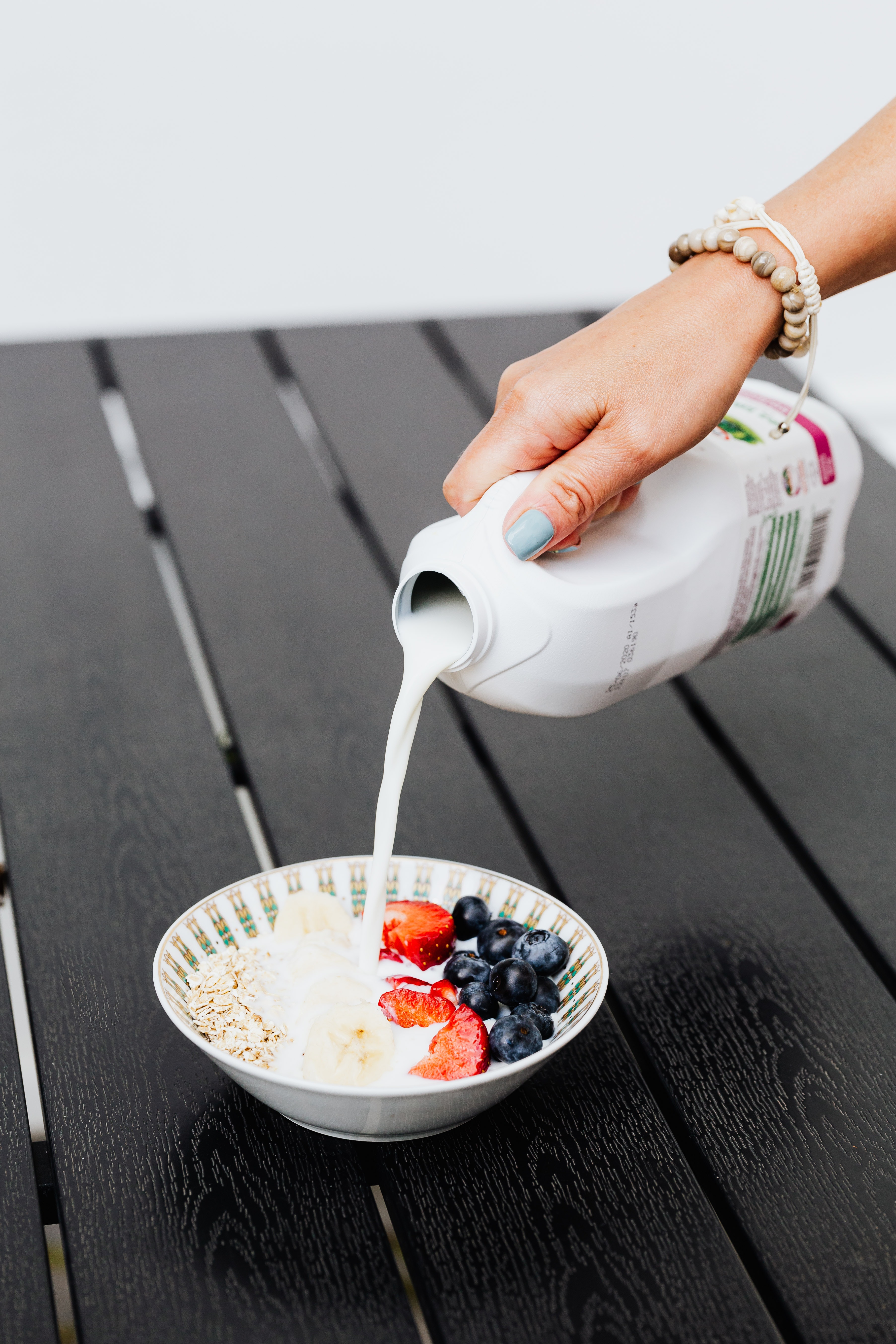 Το πιο υγιεινό φυτικό γάλα για να πίνεις κάθε πρωί