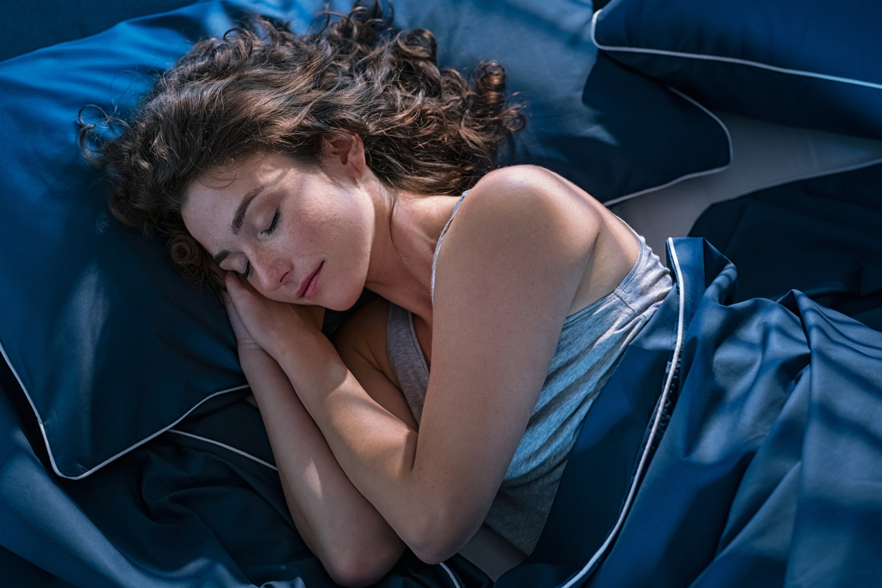 Δυσκολεύεσαι να κοιμηθείς; 5 είναι τα μυστικά για να καταπολεμήσεις την αϋπνία οριστικά