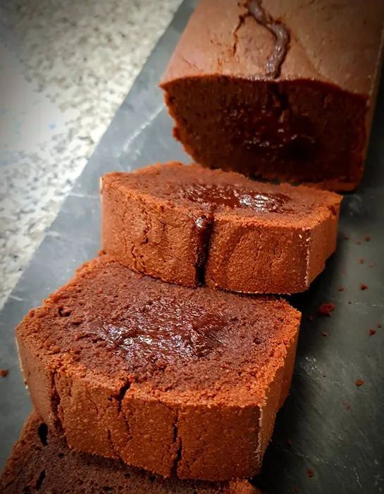 3 εύκολες συνταγές για κέικ σοκολάτας από 3 κορυφαίους Γάλλους pâtissiers