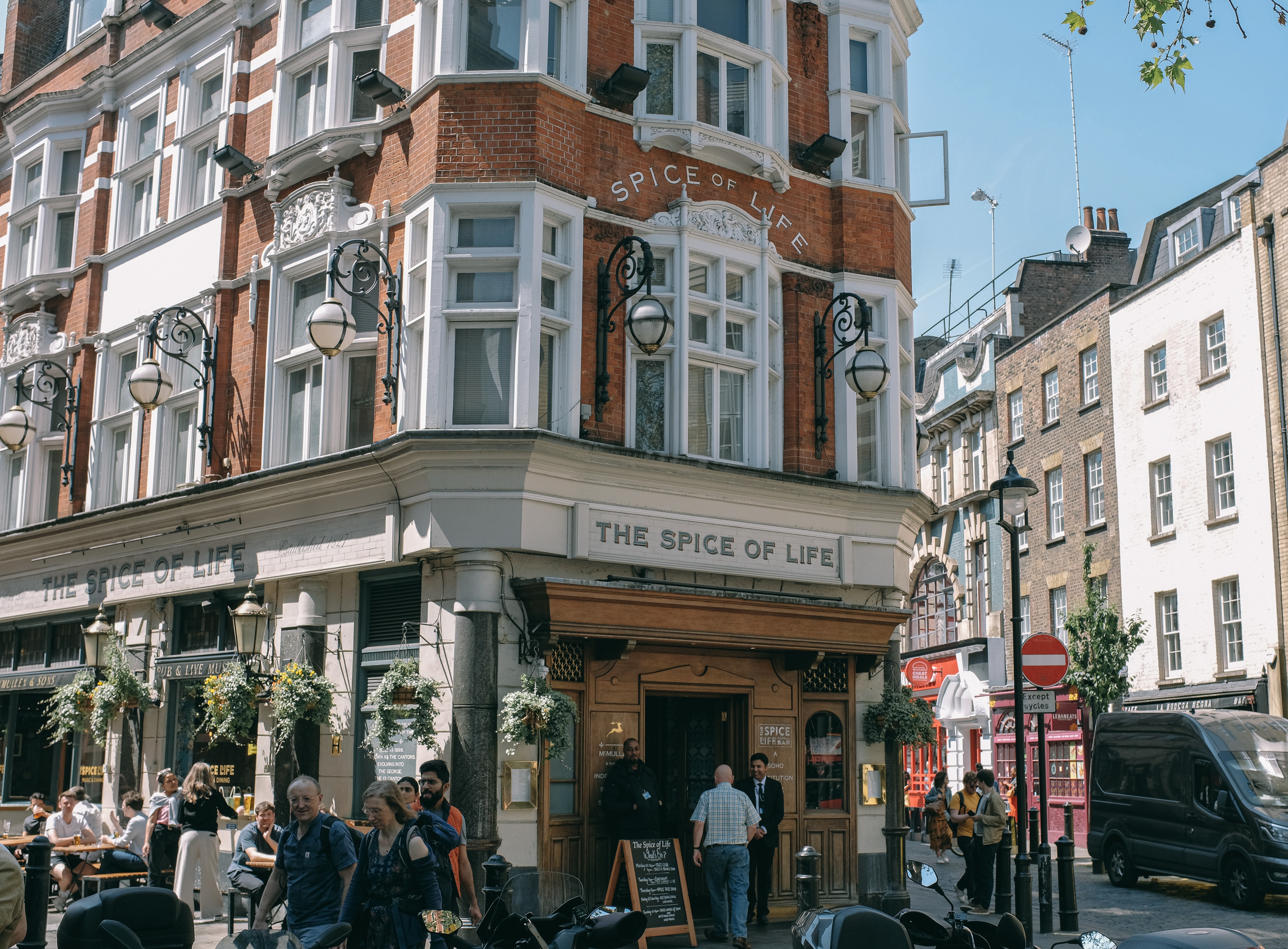 Αυτές είναι οι 4 πιο trendy γειτονίες που πρέπει να εξερεύνησεις στο Λονδίνο 