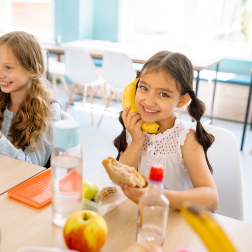 5 νόστιμα και υγιεινά σνακ για το σχολείο